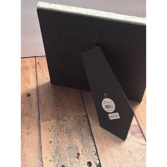 Distressed Painted Cement Handcrafted look Photo Frame Picture Holder 4x4 photo - Picture 3 of 7